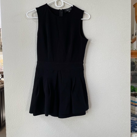 Lovers + Friends black square neck short romper - Picture 2 of 10